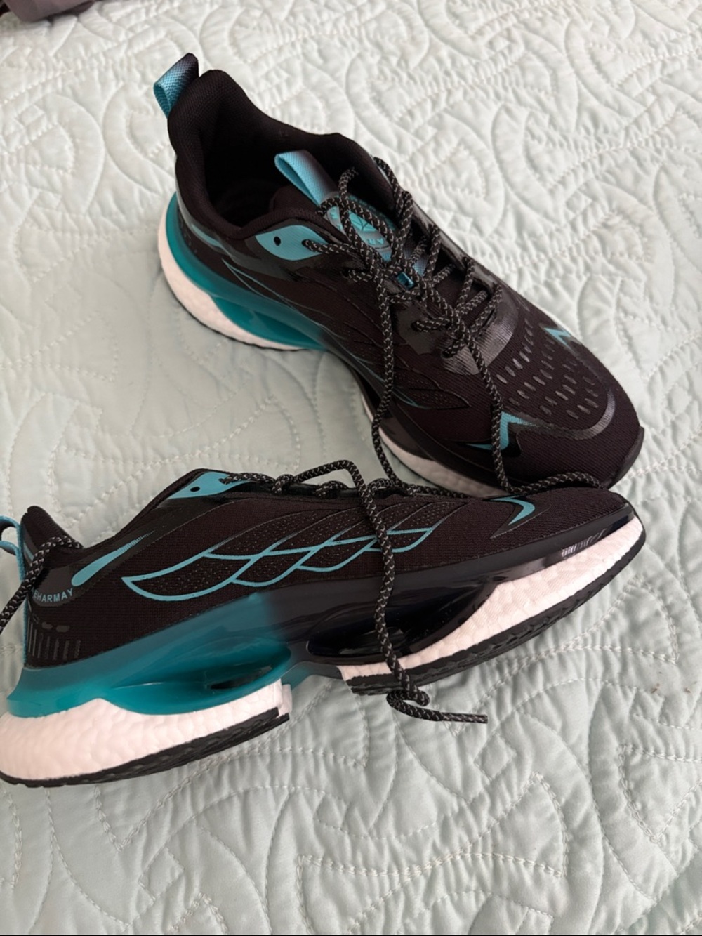 Women’s Black and Teal Running Sneakers